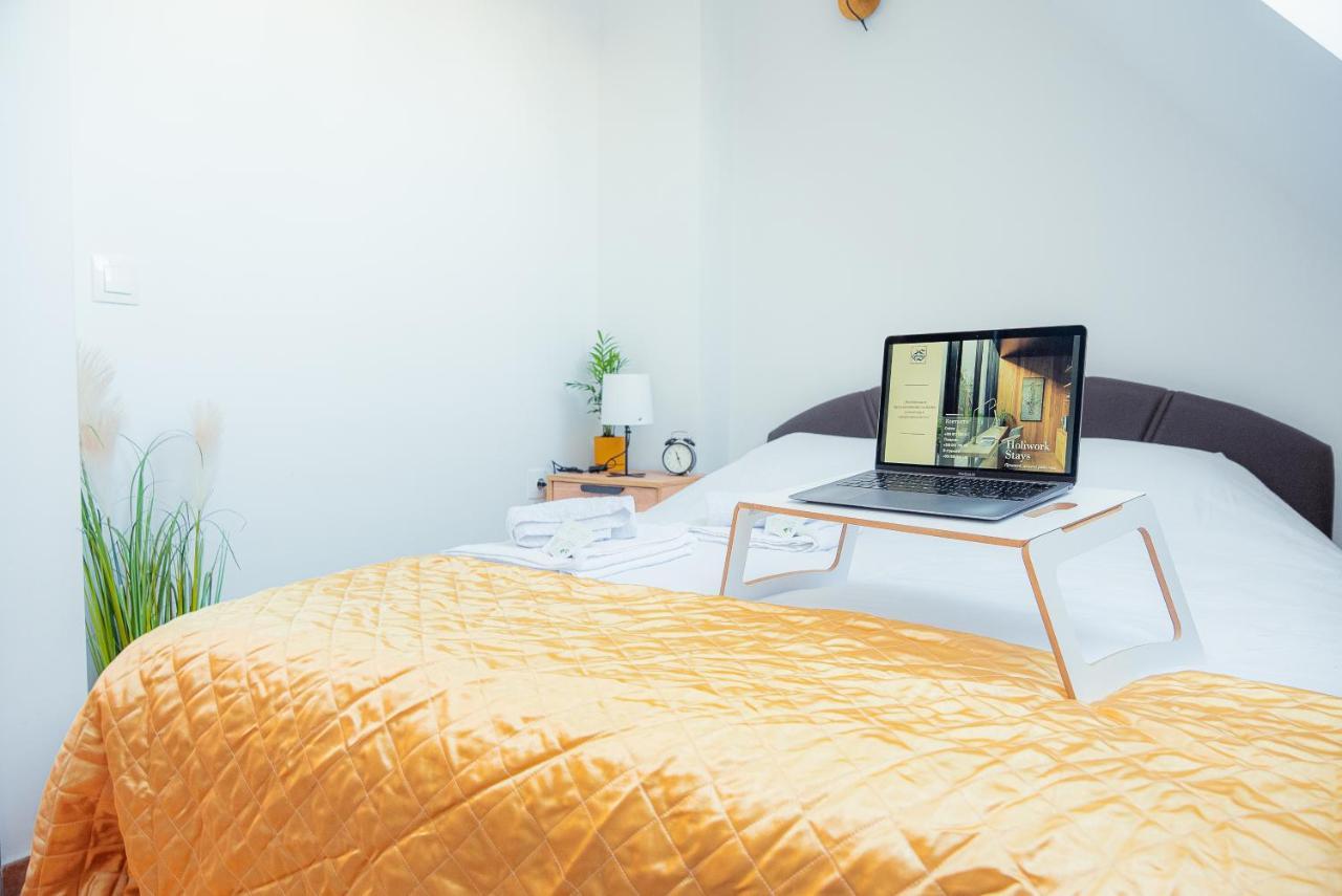 Pumpkin Spiced With Free Gym Pass And Office Setup Apartamento *